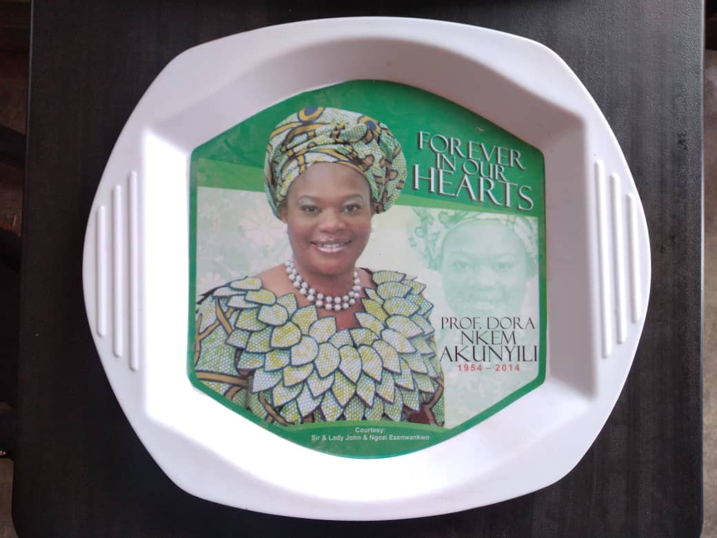 18.5" Hexagonal Tray